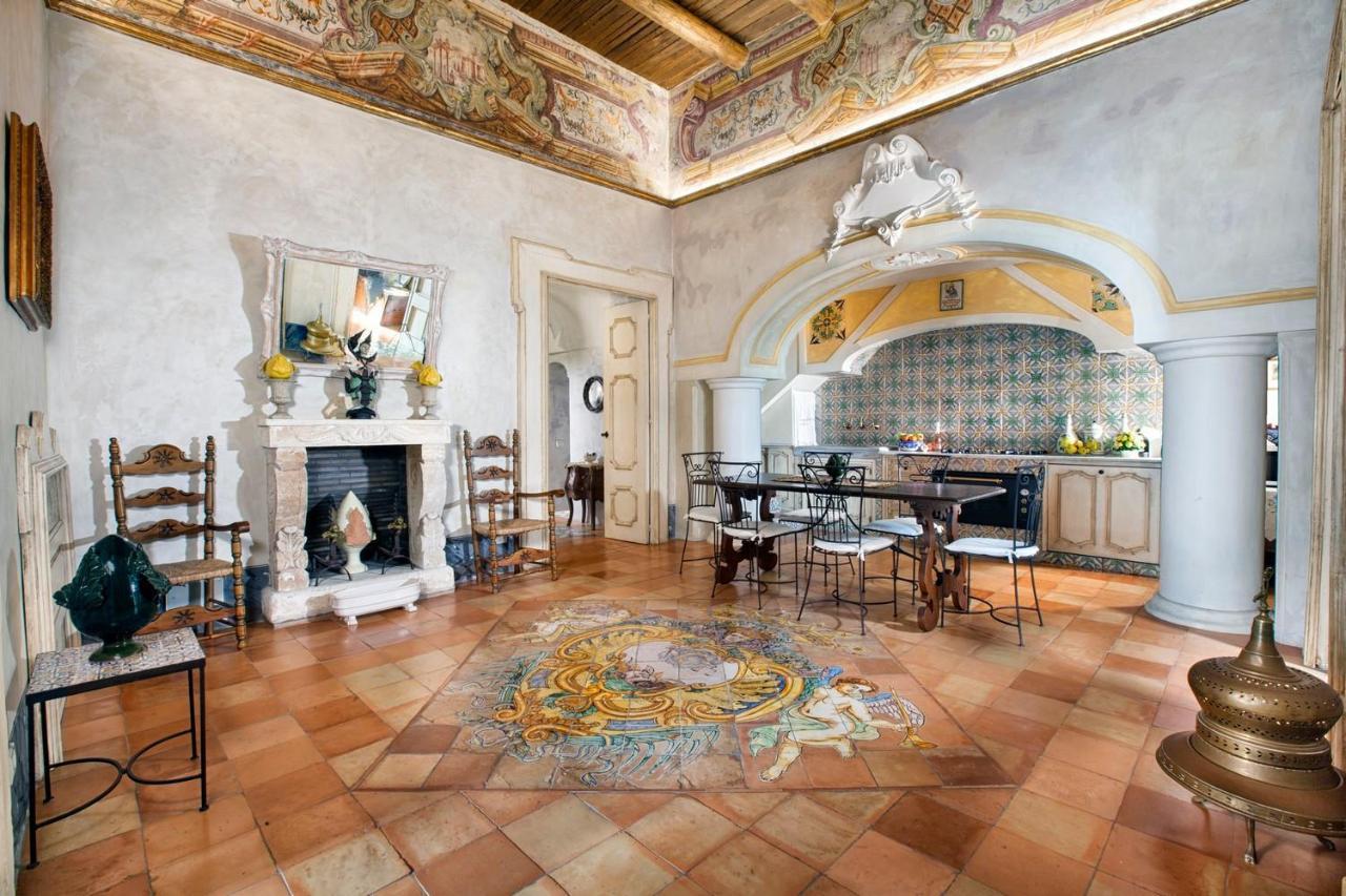 Estate4Home - Palazzo Crocione Positano Exteriör bild