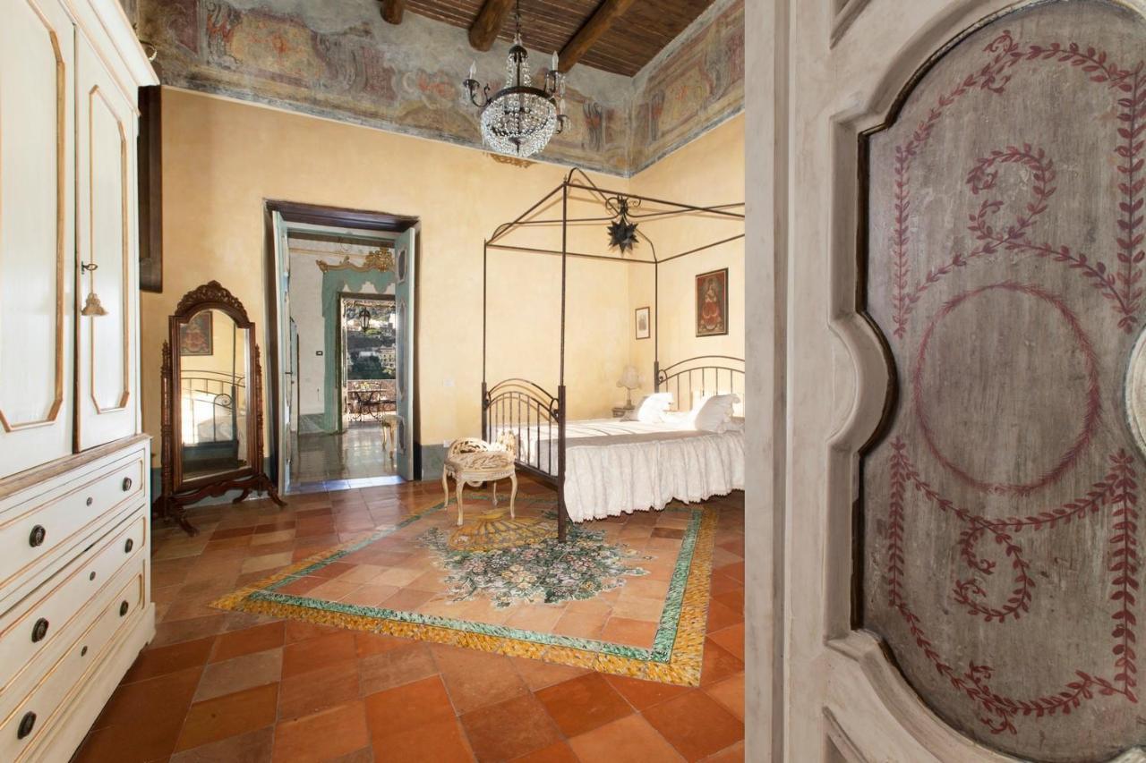 Estate4Home - Palazzo Crocione Positano Exteriör bild